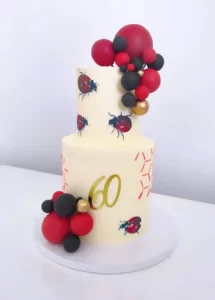 Cake-design-miraculous-sale-sb-gourmandise-chelles-cake-design-wedding-cake-traiteur-paris-Récupéré